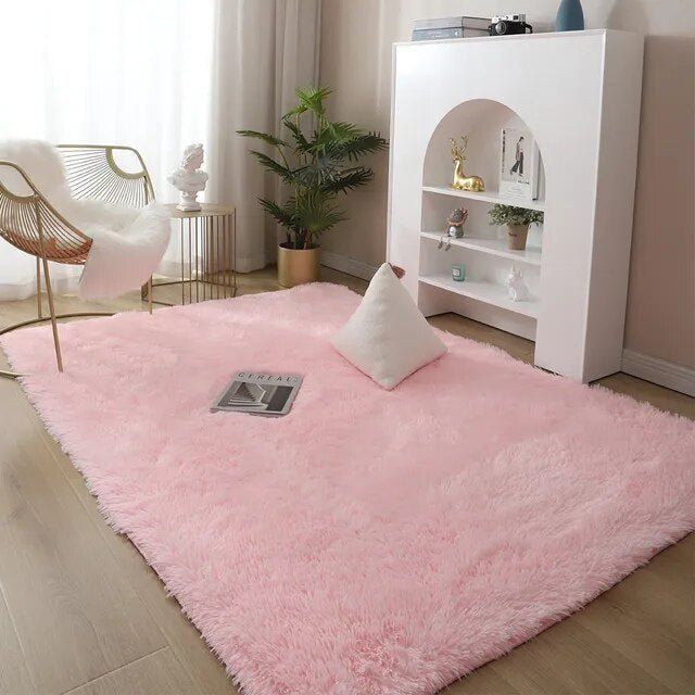 Area Rug | Woven Textile Surface & Textured Backing | 50 x 80 cm