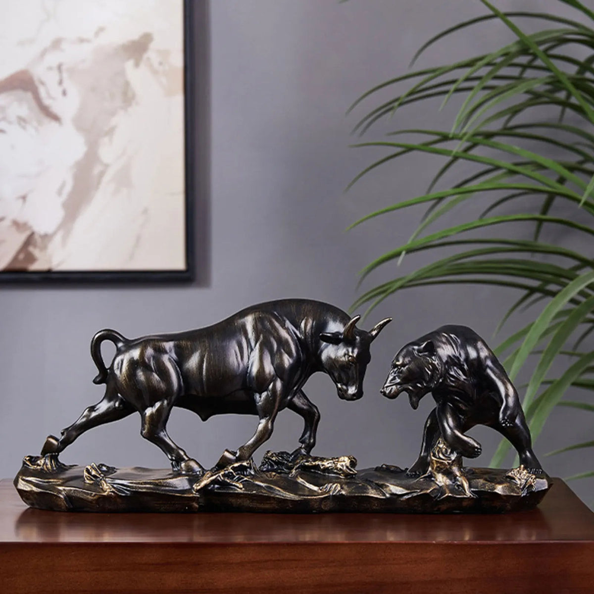 Figurine | Bull & Bear Fight Design | Resin