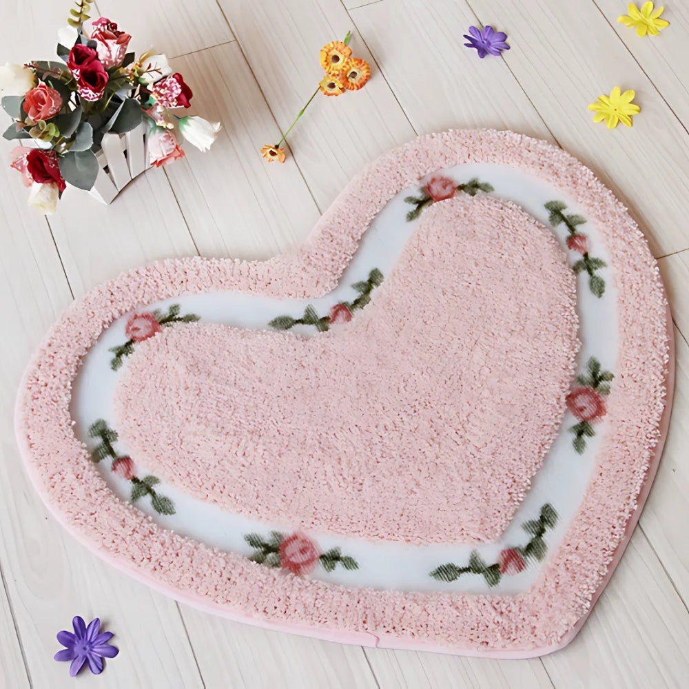 Bath Mat | Heart-Shaped & Tufted Floral | Non-Slip Base