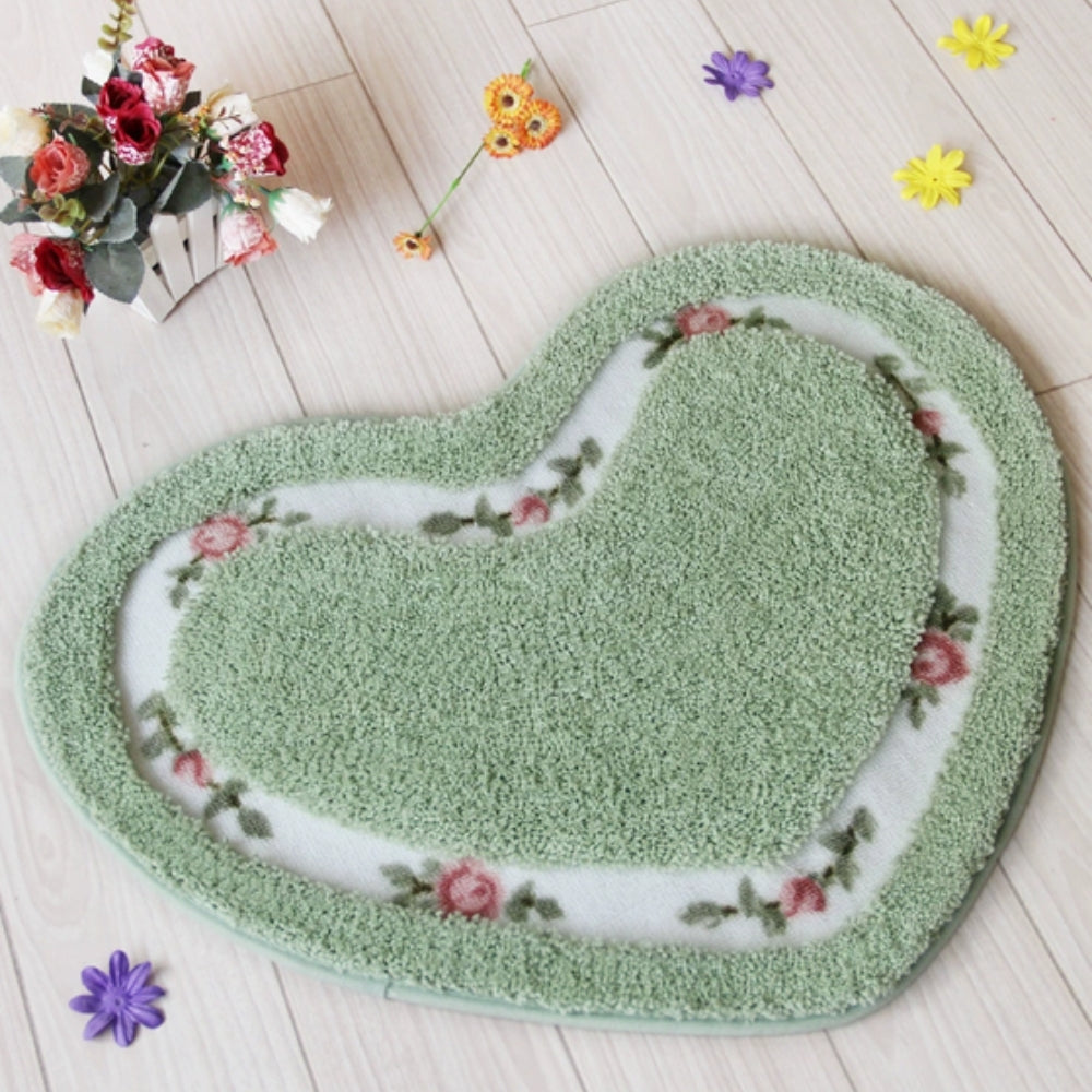 Bath Mat | Heart-Shaped & Tufted Floral | Non-Slip Base
