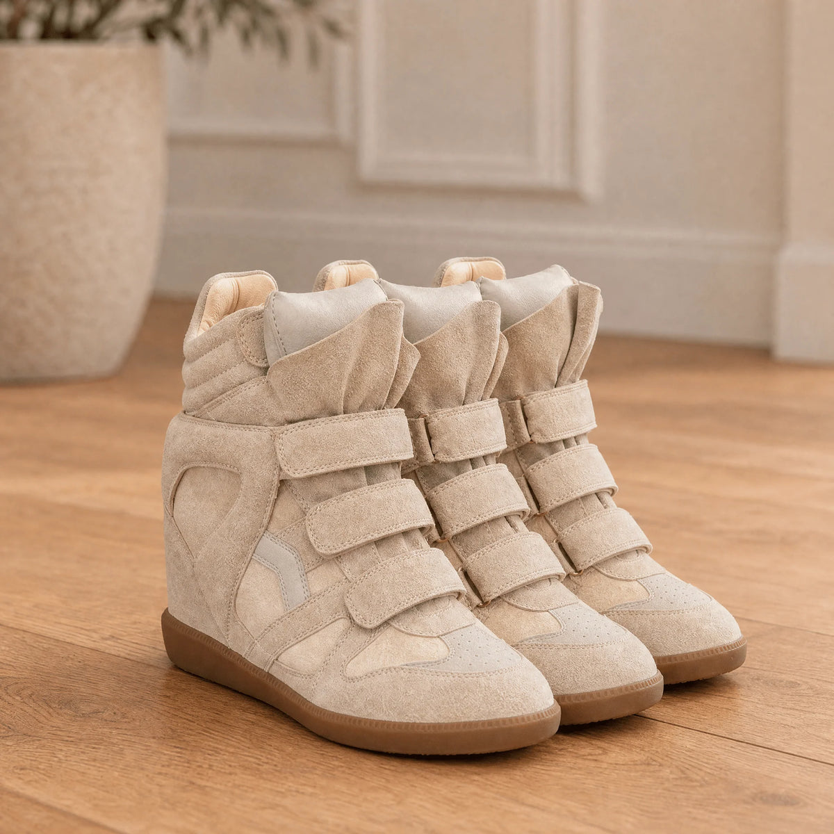 High-Top Sneakers | Hidden 5 cm Wedge & Adjustable Straps