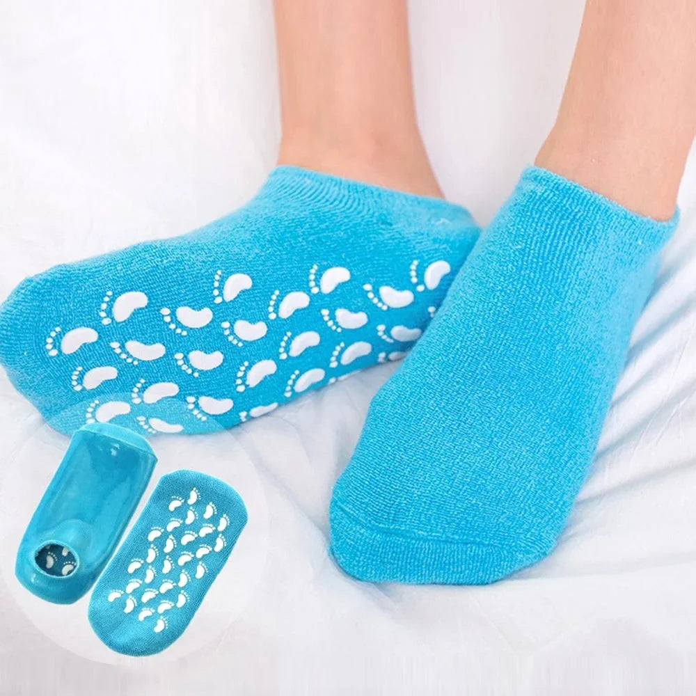 Moisturizing Socks | Vitamin E Gel Lining & Non-Slip Sole