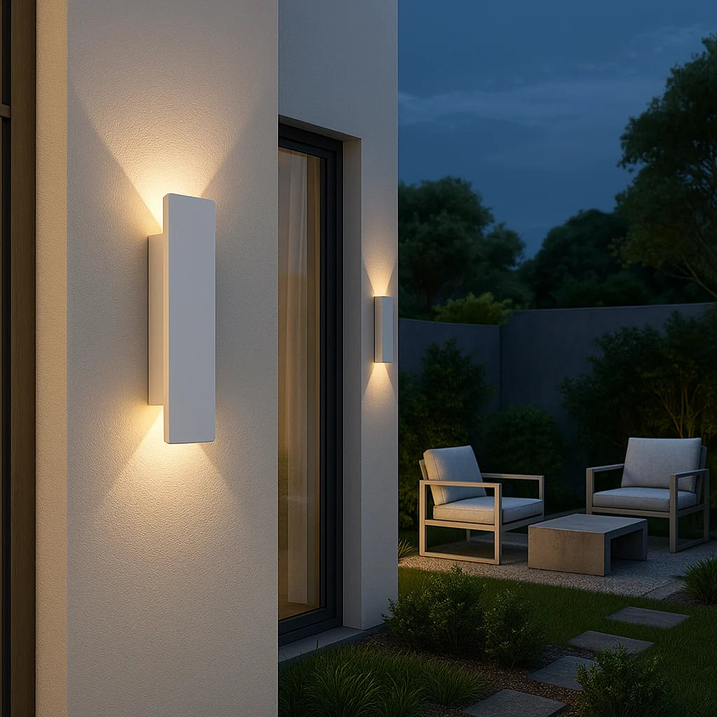 Outdoor Wall Light | Up & Down LED Beam | IP65 Weatherproof