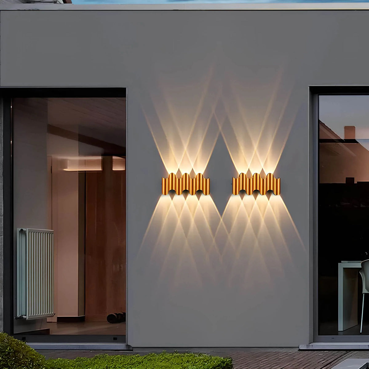 Outdoor Wall Light | Weather-Resistant Aluminum