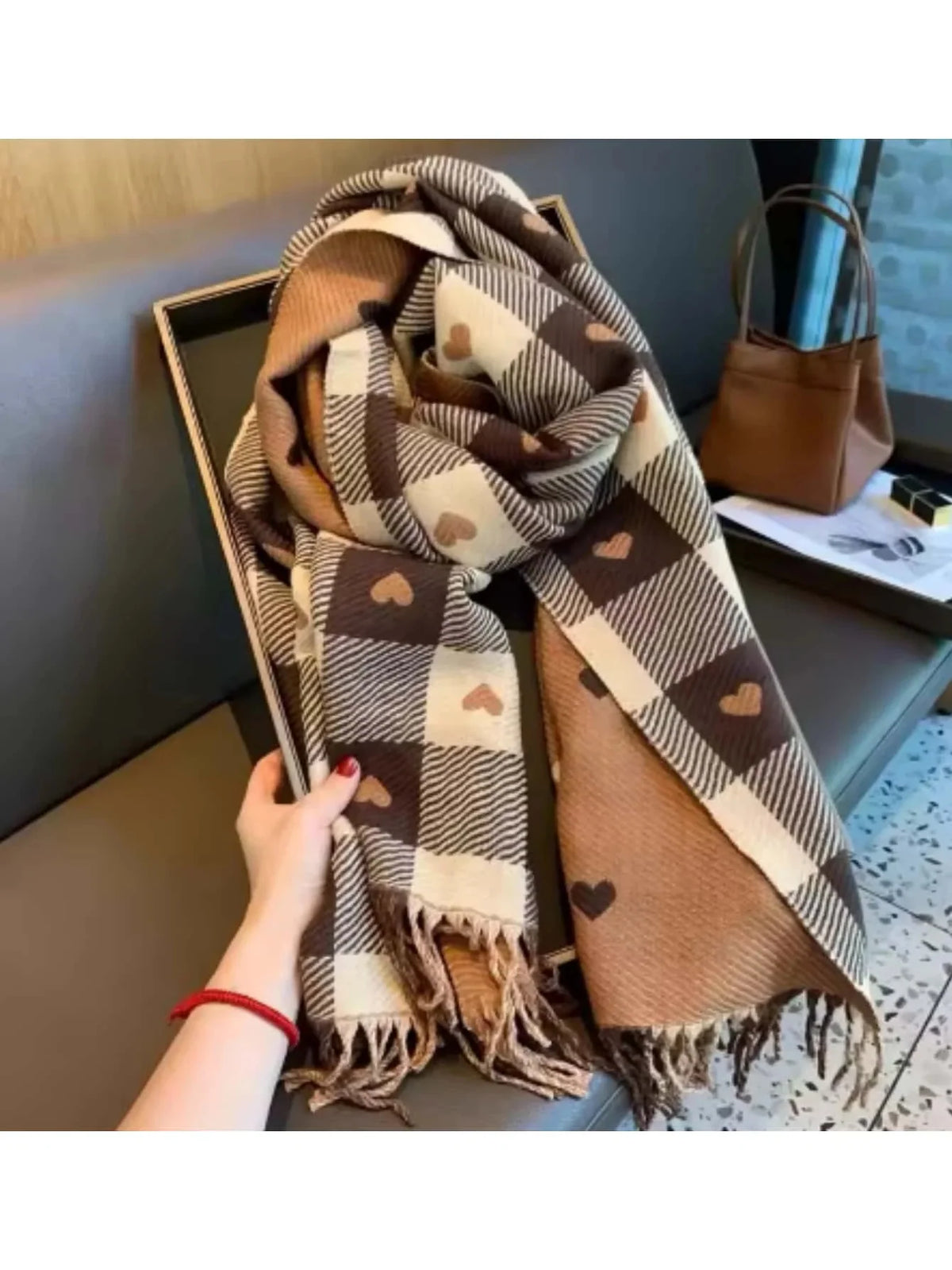 Scarf | Soft Wool Blend & Heart Check Pattern | 70 x 200 cm