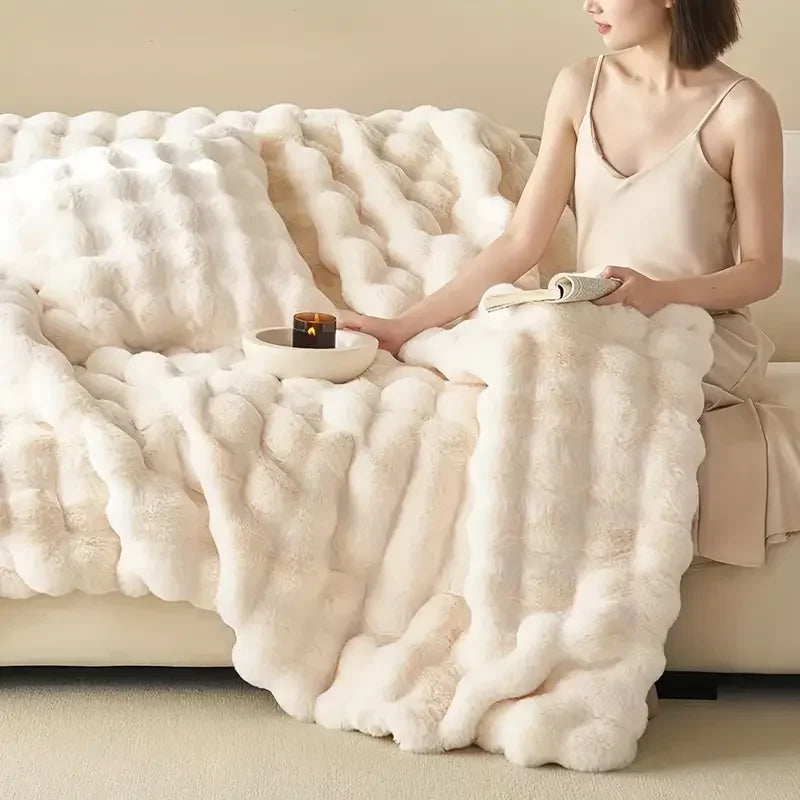 Throw Blanket | Reversible Bubble-Textured Faux Fur