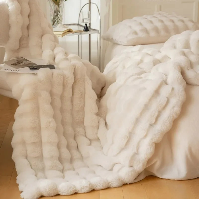 Throw Blanket | Reversible Bubble-Textured Faux Fur