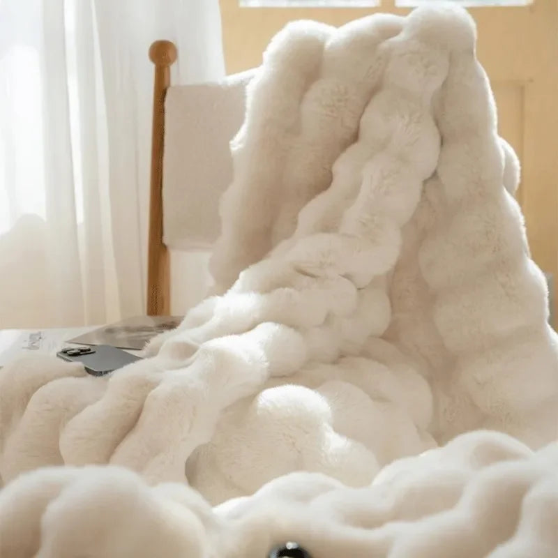 Throw Blanket | Reversible Bubble-Textured Faux Fur