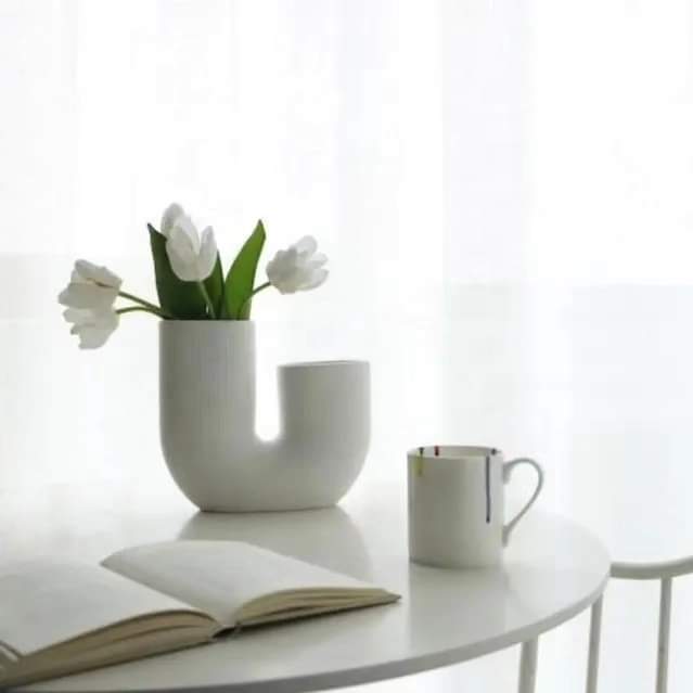 Flower Vase | U-Shaped Ceramic | Smooth Finish