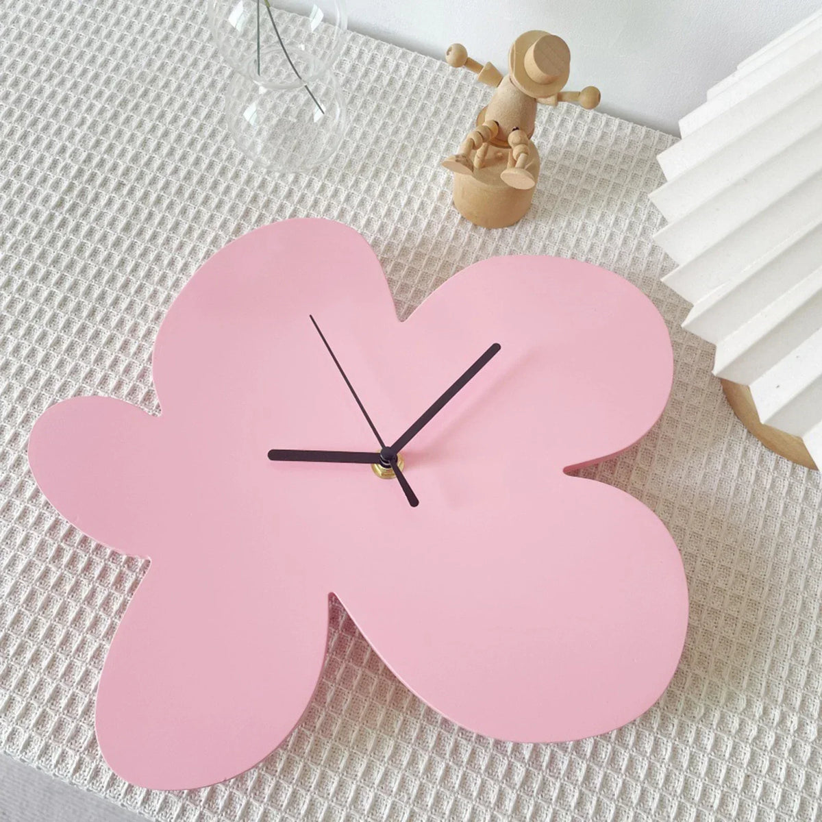 Wall Clock | Floral Pattern & Silent Movement | 28 × 26 cm